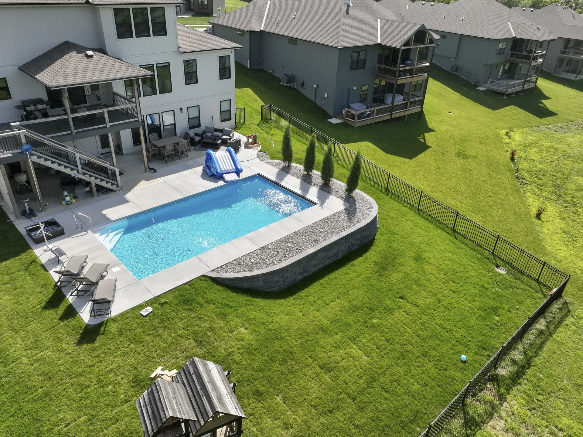 Aerial perspective on the pool surround and planting